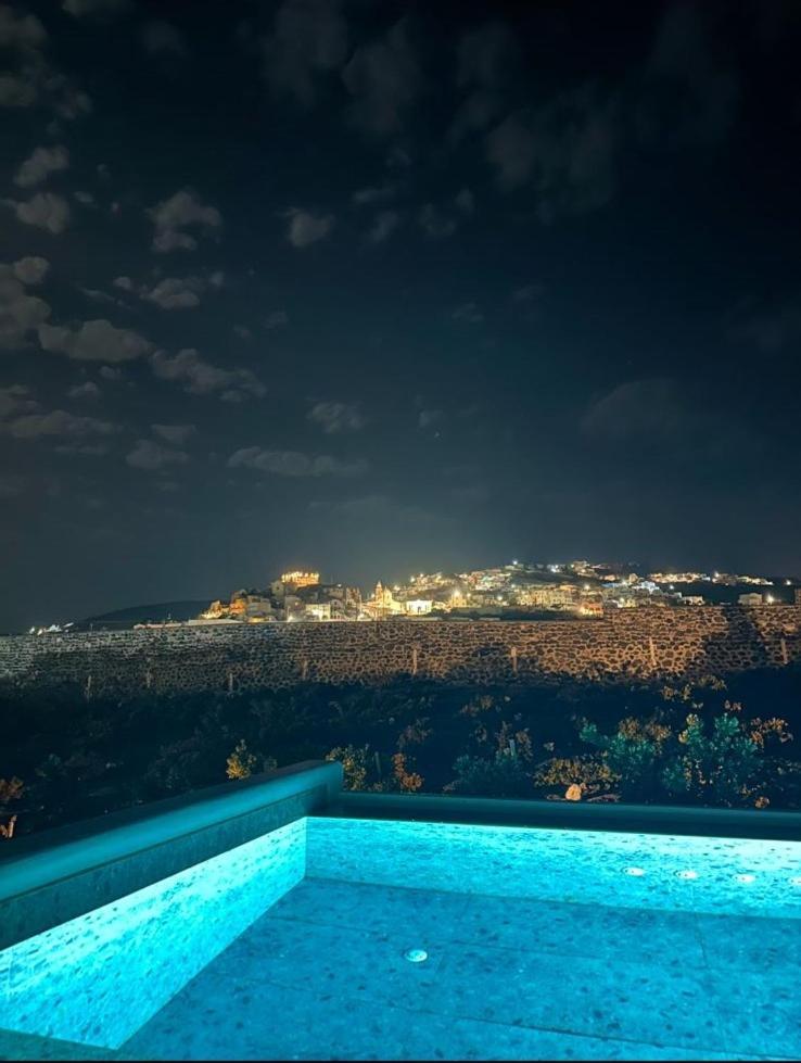 Vineyard Exclusive Suites 4* Akrotírion